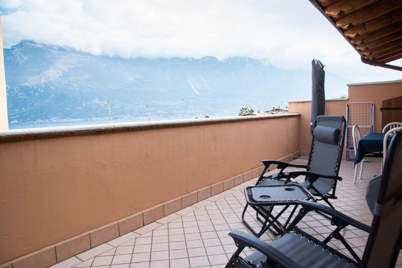 Guesthouse "Villa Tamas" Limone sul Garda Ngoại thất bức ảnh