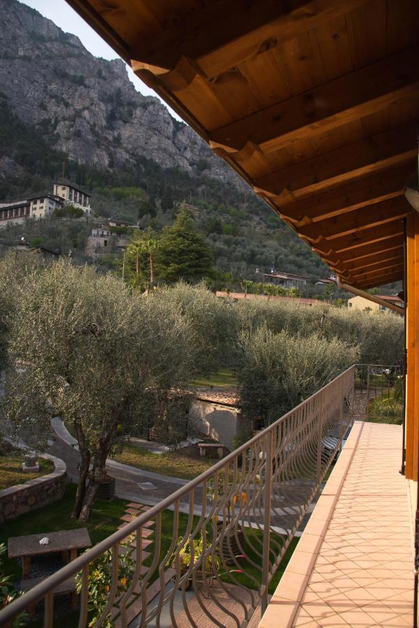 Guesthouse "Villa Tamas" Limone sul Garda Ngoại thất bức ảnh